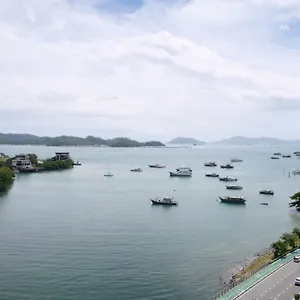 依玛歌购物中心阁楼公寓 公寓